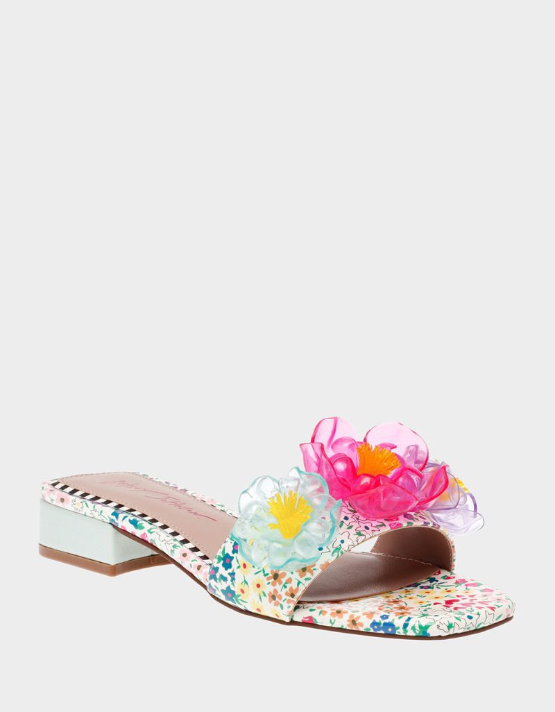 BETSEY JOHNSON SHOES BRICE WHITE MULTI