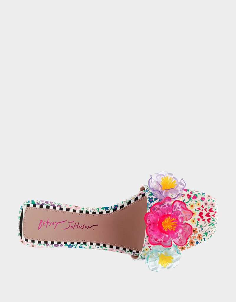 BETSEY JOHNSON SHOES BRICE WHITE MULTI TOP