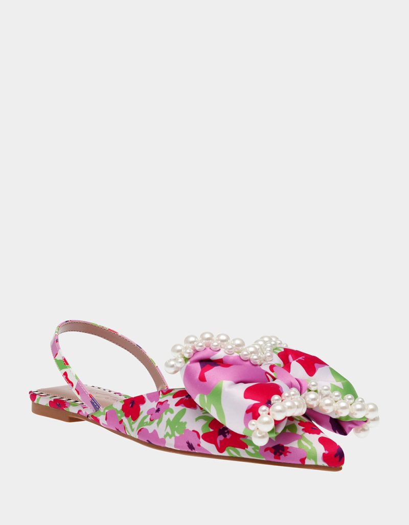 BETSEY JOHNSON SHOES CAMILO WHITE FLOWER