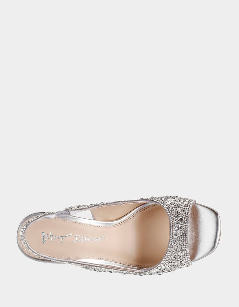 BETSEY JOHNSON SHOES SB MINA SILVER TOP