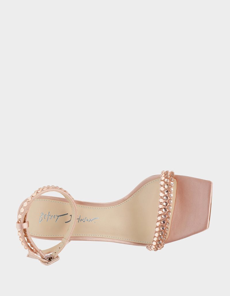 BETSEY JOHNSON SHOES SB STONE BLUSH TOP