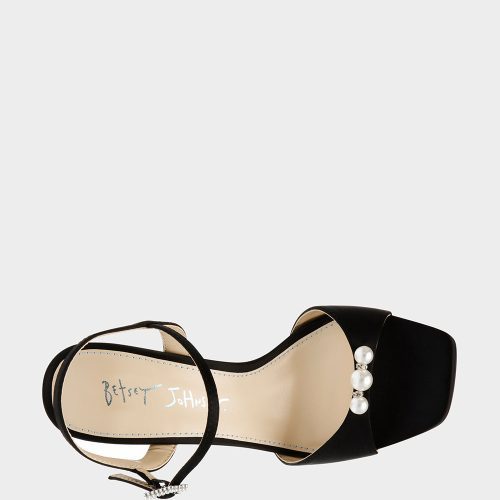 BETSEY JOHNSON SHOES SB STORY BLACK TOP