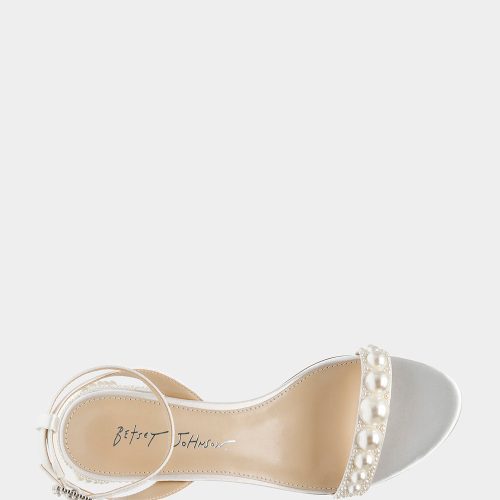 BETSEY JOHNSON SHOES SB TINA IVORY TOP